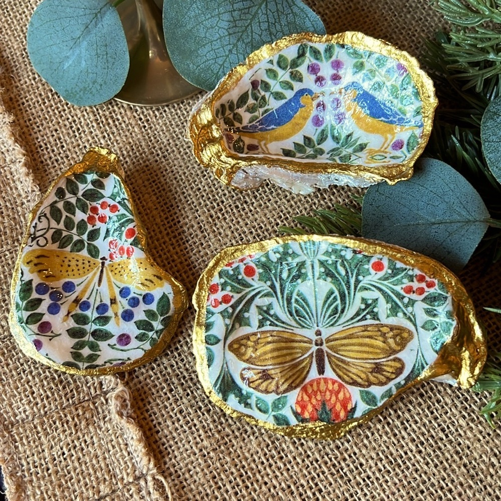 Set of 3 Handmade Découpage Botanical Oyster Trinket Dishes